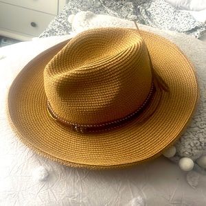 Fun hat with leather band